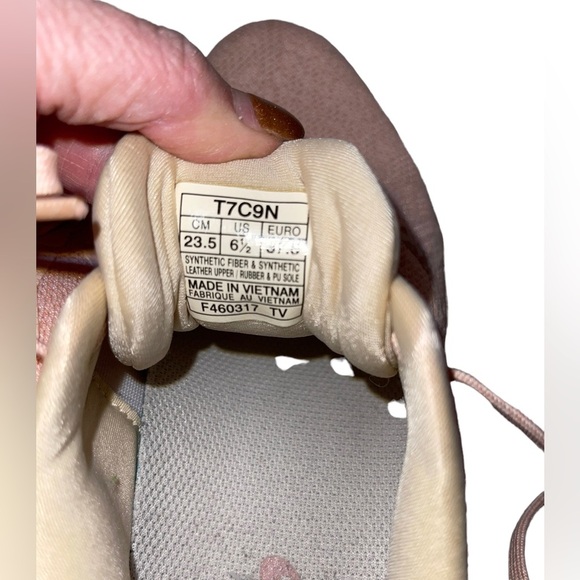 ASICS - Gel Kenun - pink textile Lace - size 6.5m - like new - Picture 6 of 6